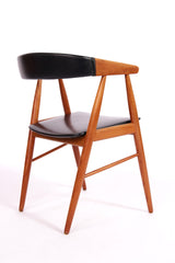 Set van 6 Aksel Bender Madsen & Ejner Larsen Eettafelstoelen