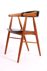 Set van 6 Aksel Bender Madsen & Ejner Larsen Eettafelstoelen