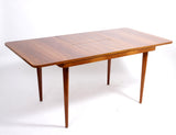 Eettafel Jindrich Halabala