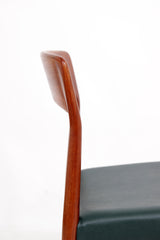 Set van 6 Eetkamerstoelen van Henning Kjaernulf