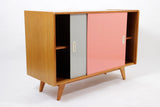 Dressoir U-452 van Jiri Jiroutek
