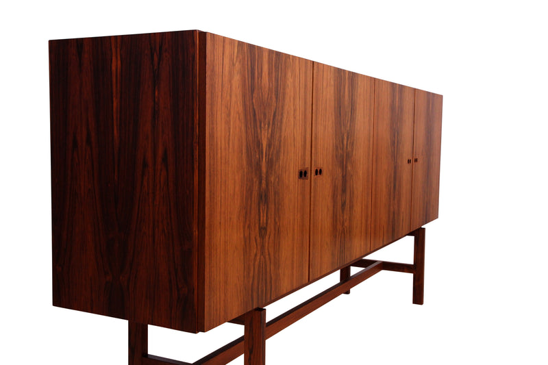 High Board Arne Vodder