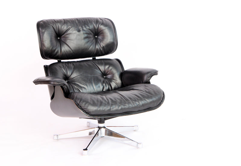 Lounge Chair Charles and Ray Eames