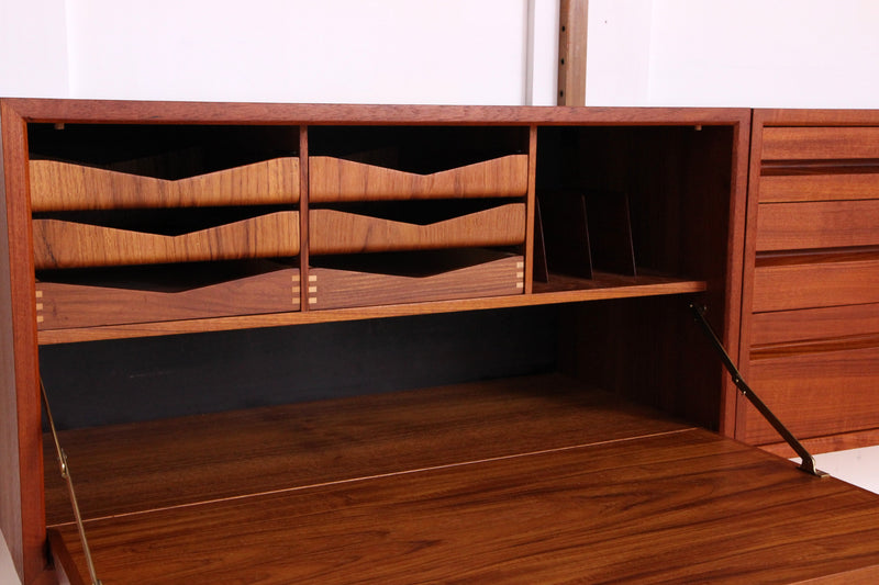 Wandsysteem Poul Cadovius