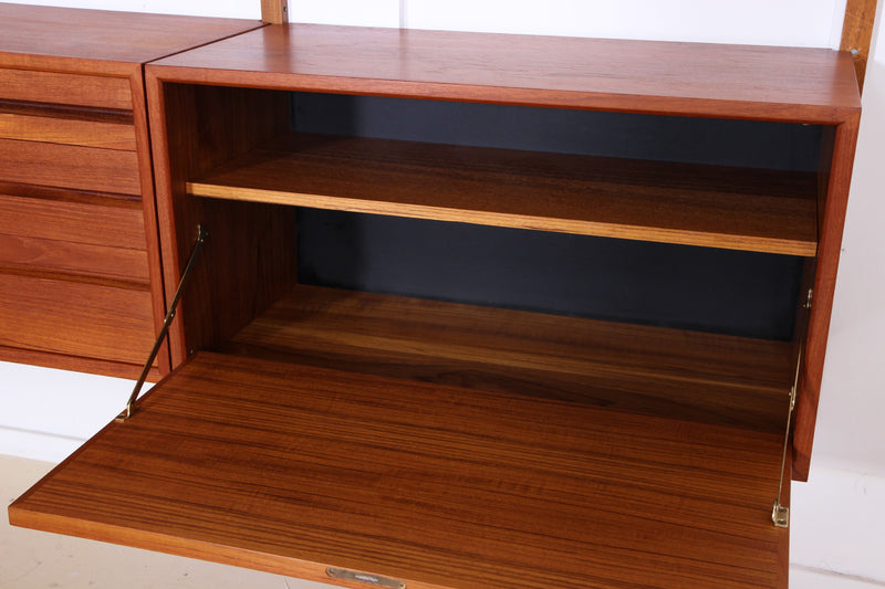 Wandsysteem Poul Cadovius