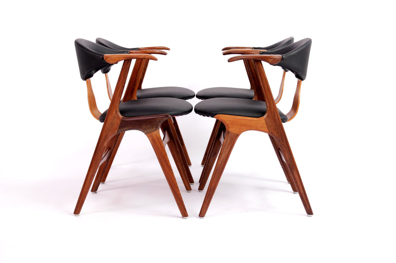 Set of 4 Dining Table Chairs Louis van Teeffelen 