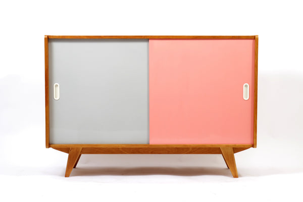Dressoir Jiri Jiroutek