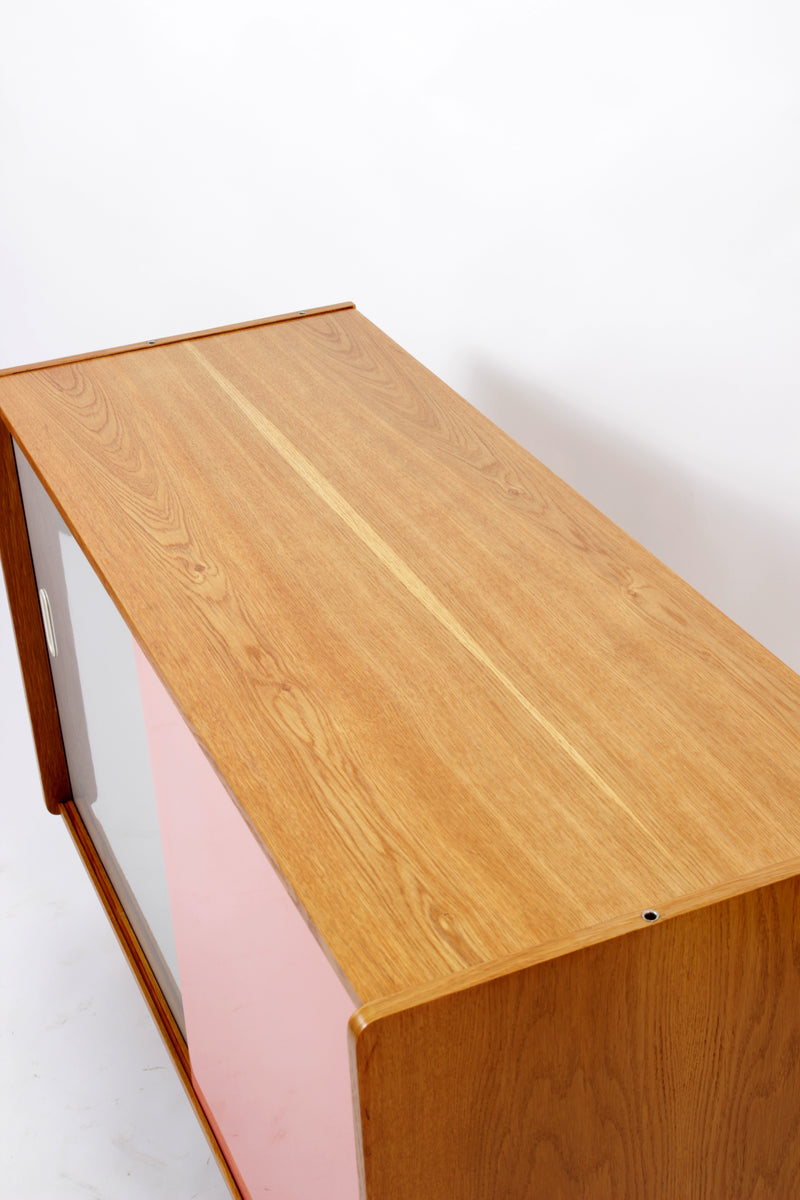Dressoir Jiri Jiroutek